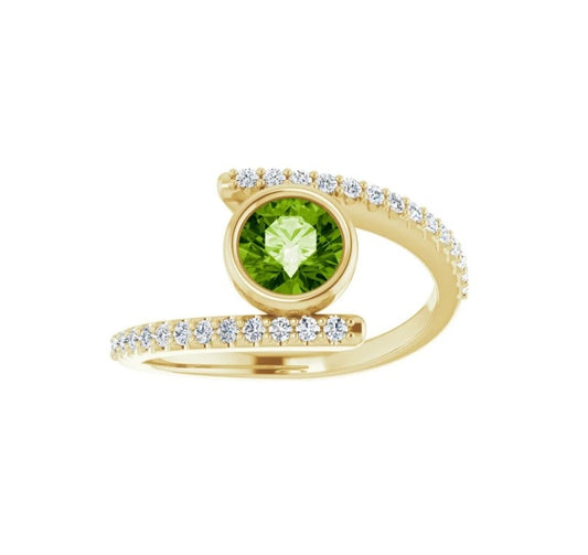 Natural Peridot & 1/4 CTW Natural Diamond Ring