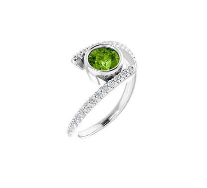 Natural Peridot & 1/4 CTW Natural Diamond Ring